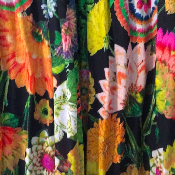 Spense Black Floral Pleated Skirt - Picture 4 of 5